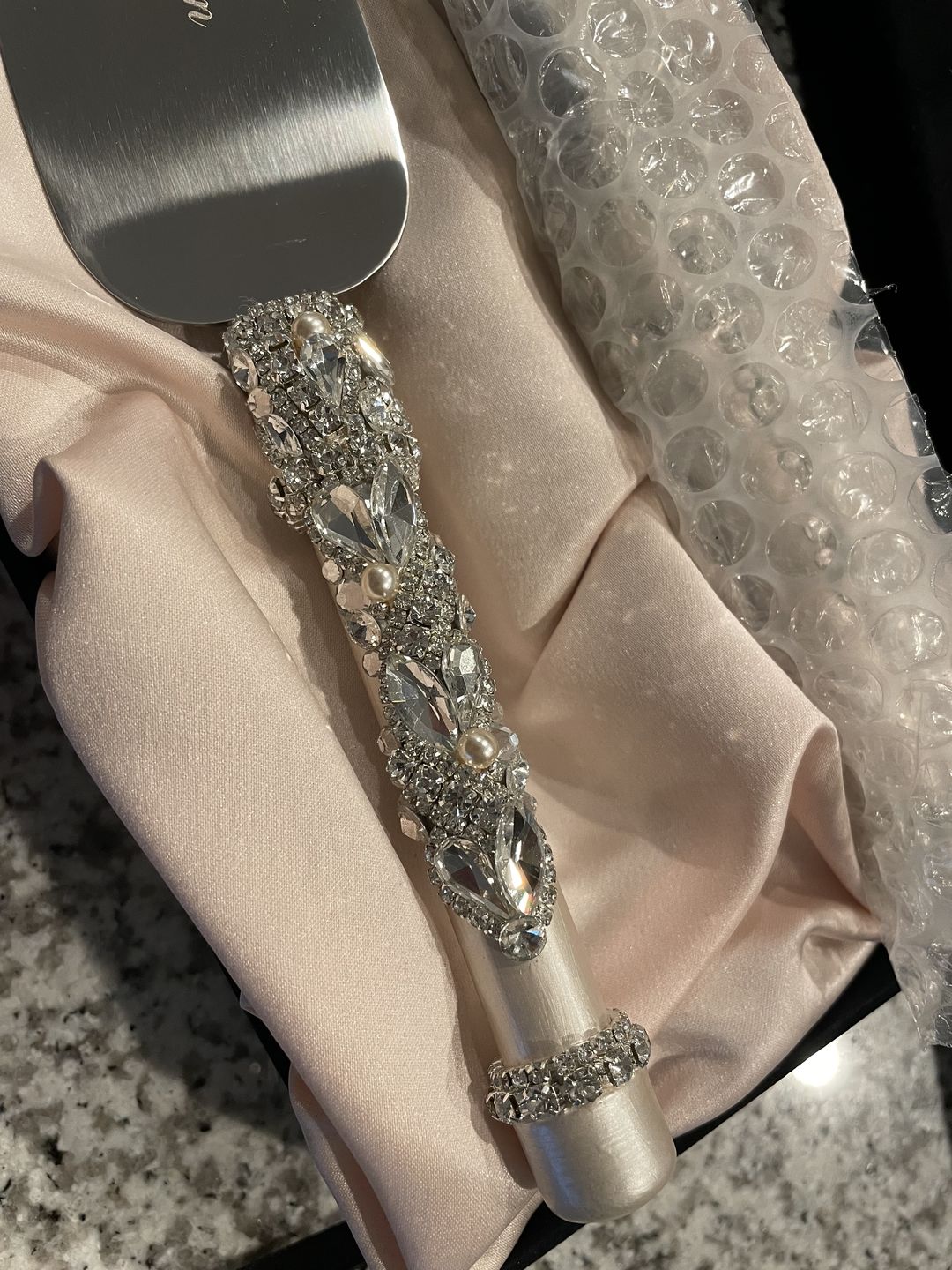 Customer photo review of Ivory with pearls Blossom Glasses & Cake Set