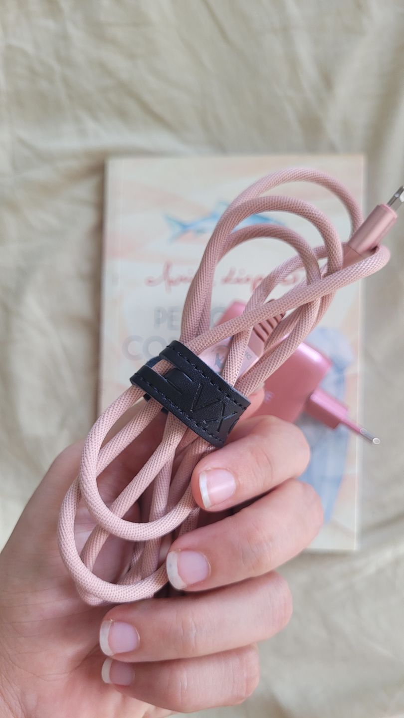 Customer photo review of Cabo Lightning para iPhone/iPad Dragon 1,20m