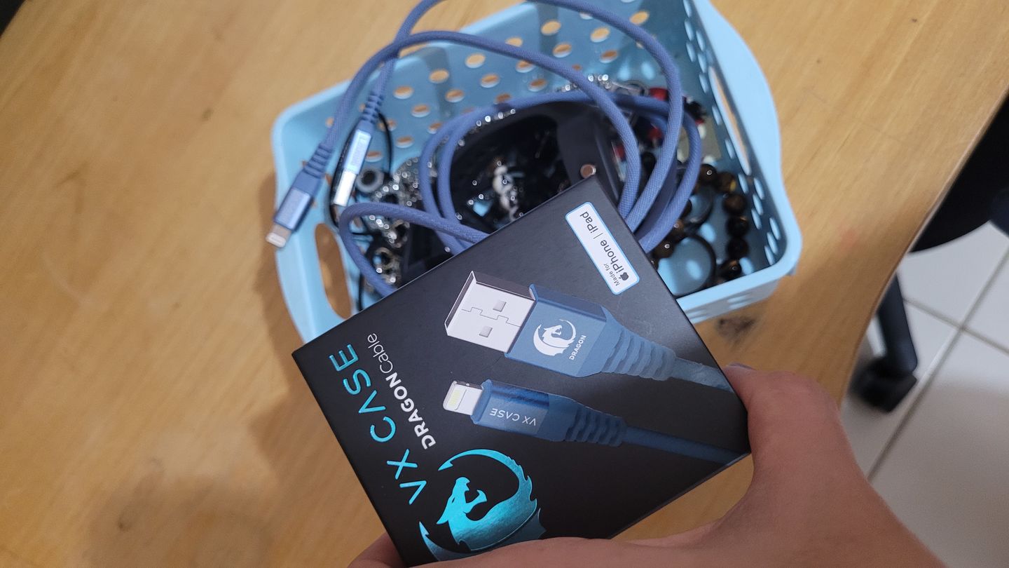 Customer photo review of Cabo Lightning para iPhone/iPad Dragon 1,20m