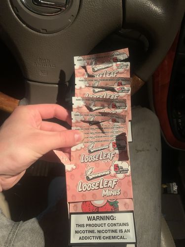 Customer photo review of Mini Strawberry Dream Looseleaf (40 Count)