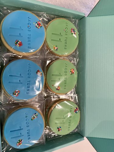 Customer photo review of Name Turns... Cookie Box