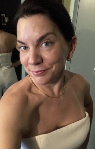 Customer photo review of Thin Romance Necklace - Gold