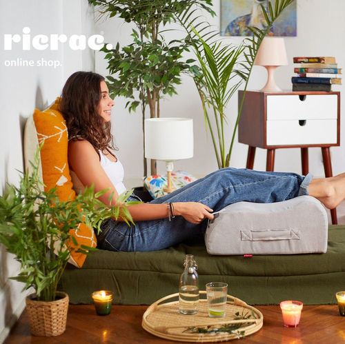 Customer photo review of Rut-Leg Elevation Pillow