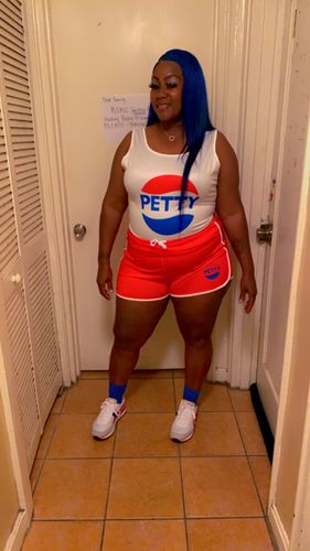 Customer photo review of Petty Short Set