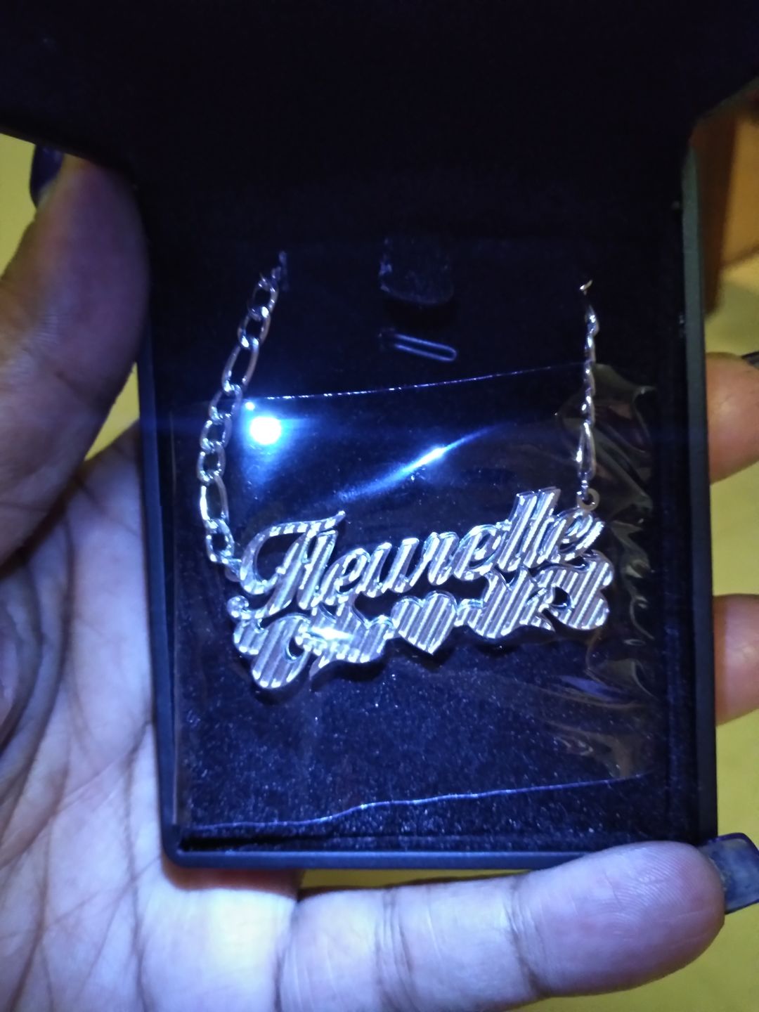 Customer photo review of Dove 3D Plated Name Necklace