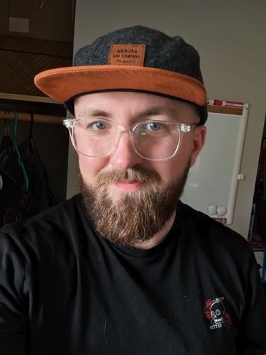 Customer photo review of Big Dark Grey Camp Hat, Wool