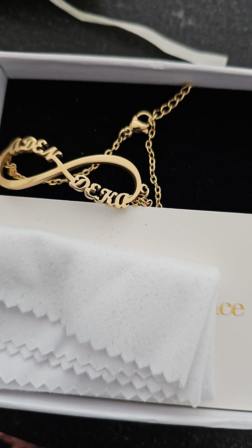 Customer photo review of Bracelet Infinie