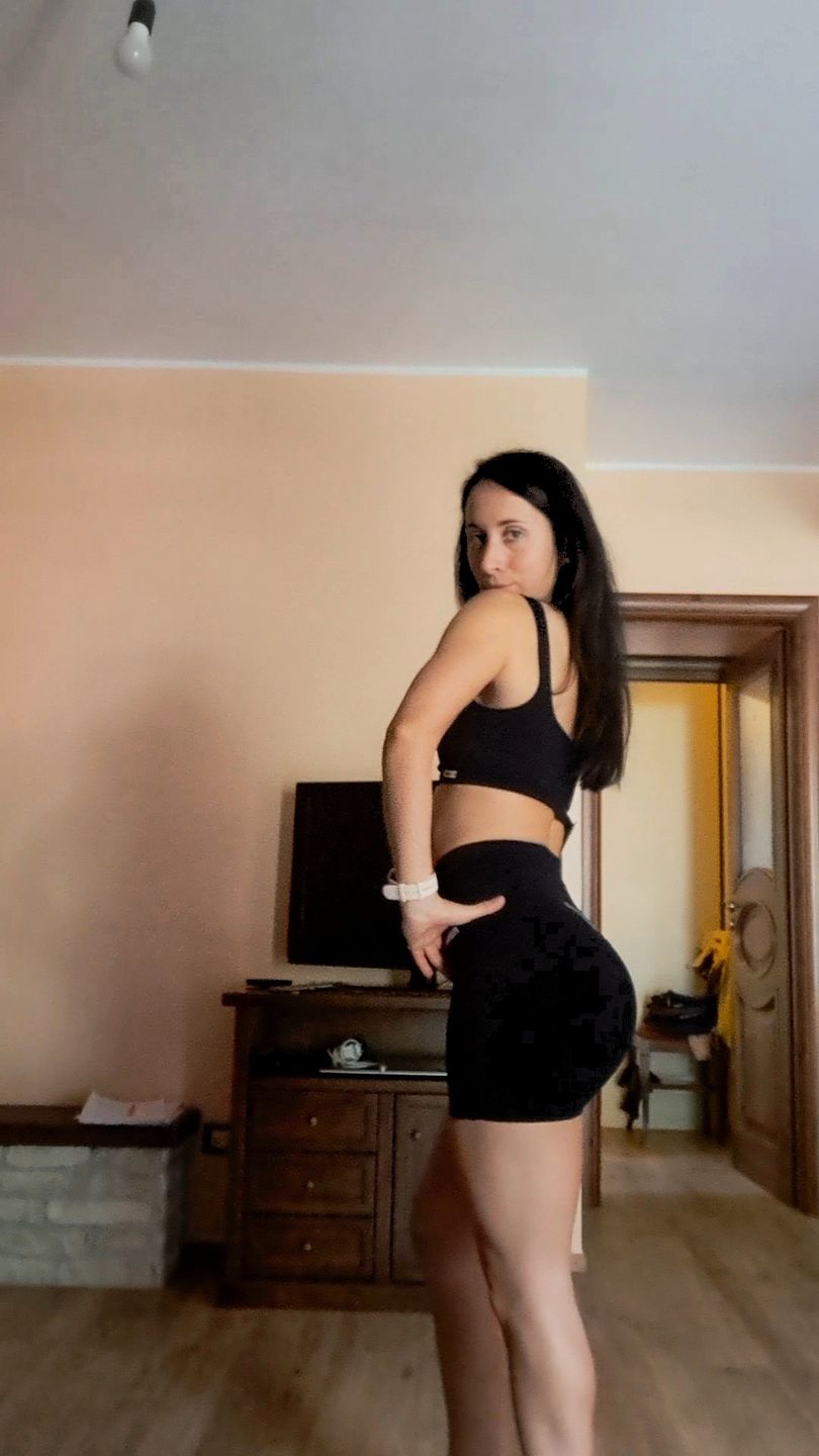 Customer photo review of Shorts CALIPSO Nero Costine