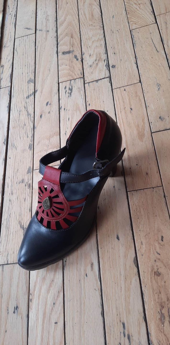 Customer photo review of Retro Leather Grace Adjustable Belt Pumps