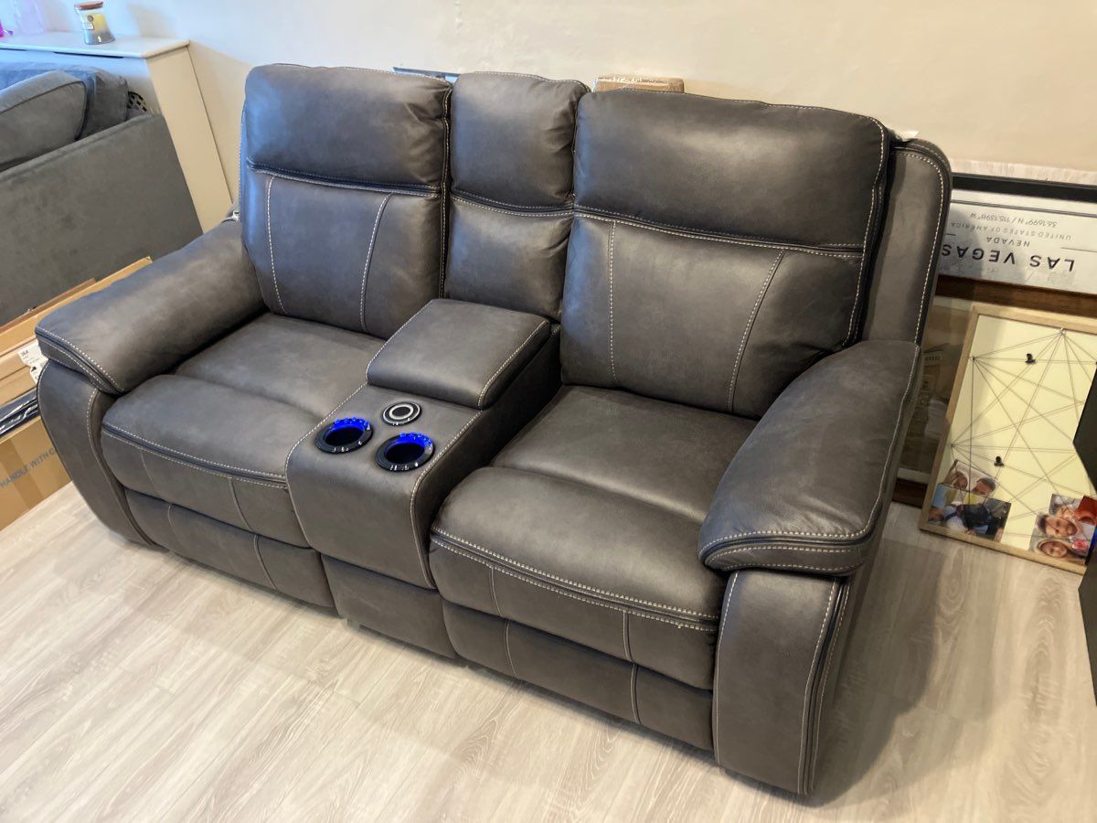 Customer photo review of Vinson 2 Seater Smart sofa Power Recliner with Console
