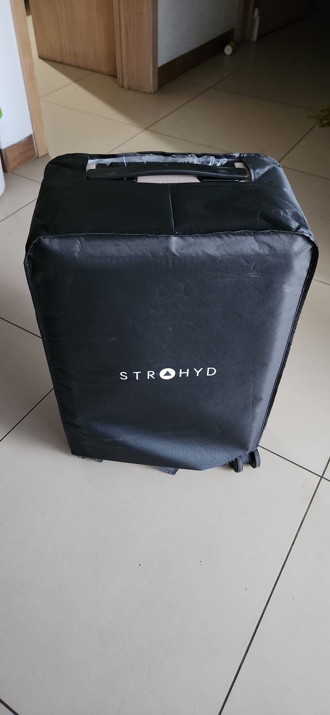 Customer photo review of Maleta Carry—On .2