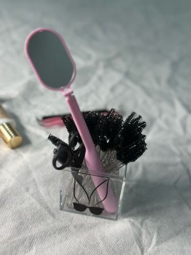 Customer photo review of Lash mirror
