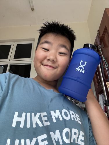 Customer photo review of 1.5L & 2.2L Flip Cap Oversized Water Bottle