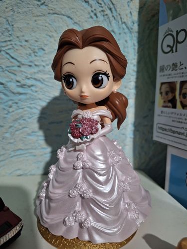 Customer photo review of Banpresto Q posket: Disney La Bella y La Bestia - Dreamy Style Bella