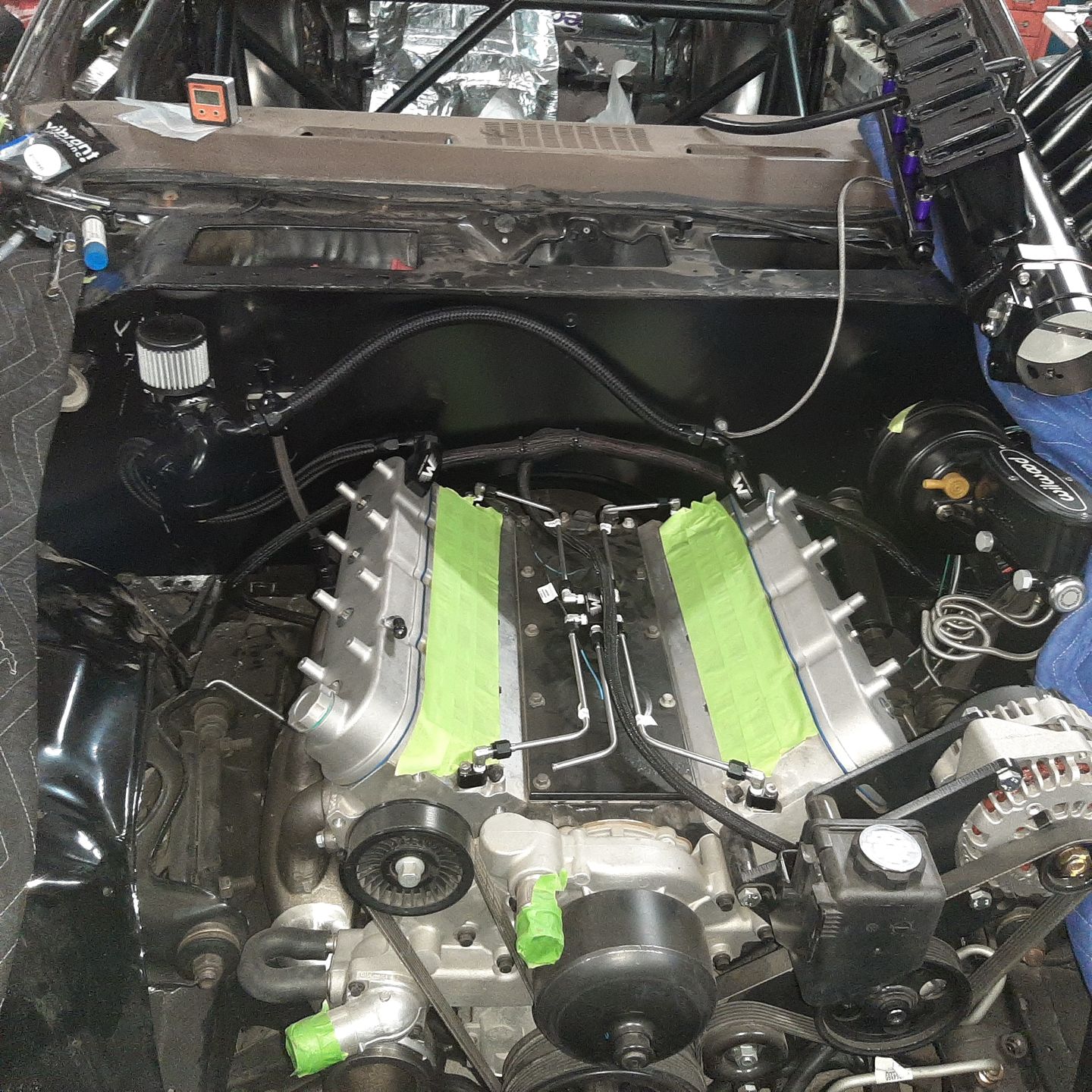Customer photo review of Motion Raceworks Billet Valve Cover Breathers Black Anodized (Pair) 32-120BLK PAIR