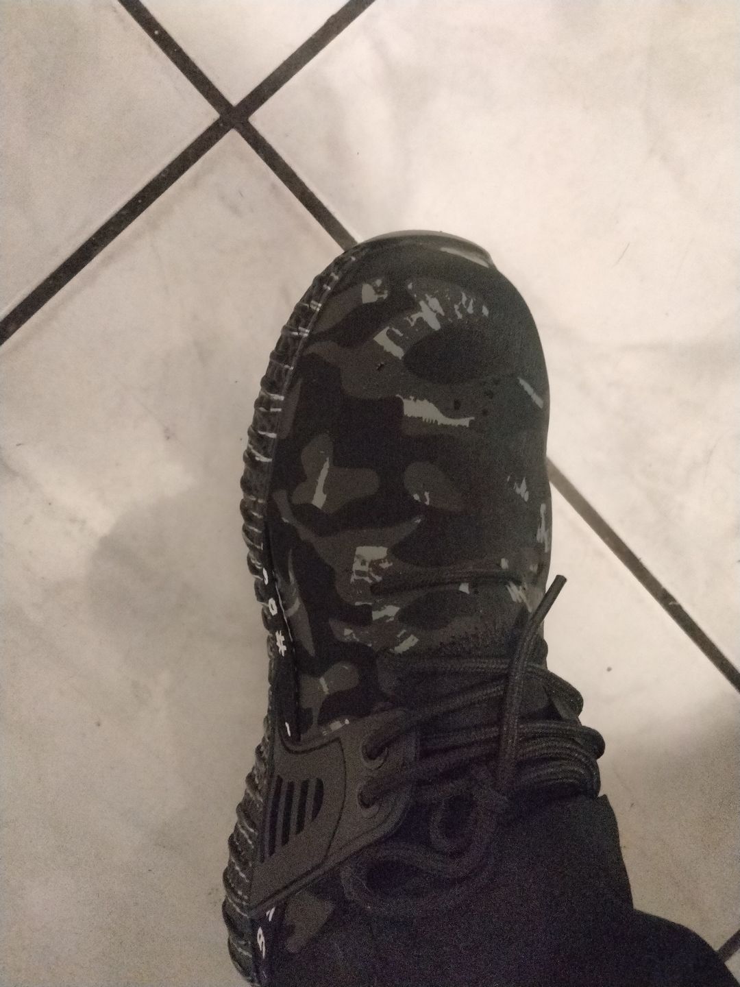Customer photo review of CamoX™ Black White