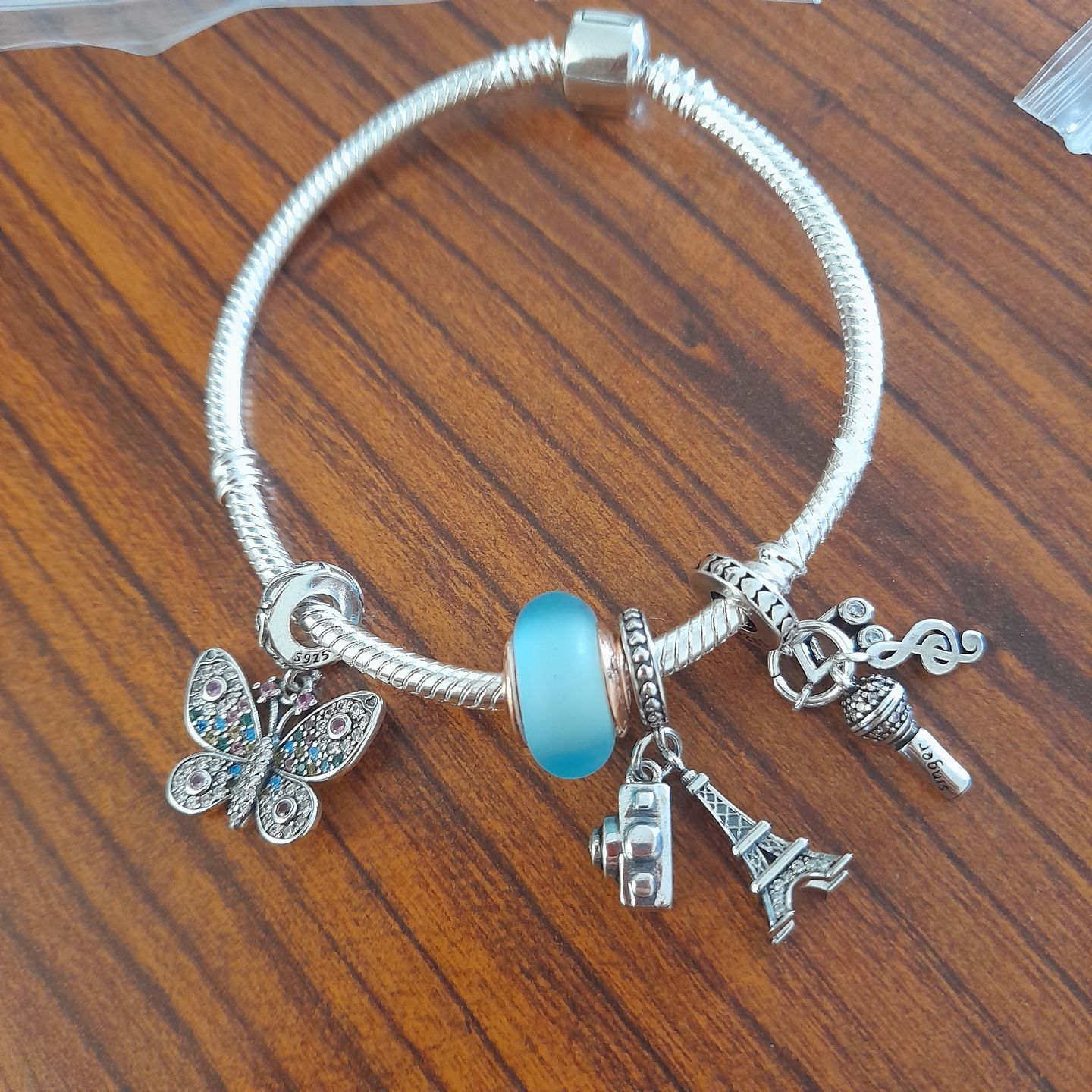 Customer photo review of Charm Cantante