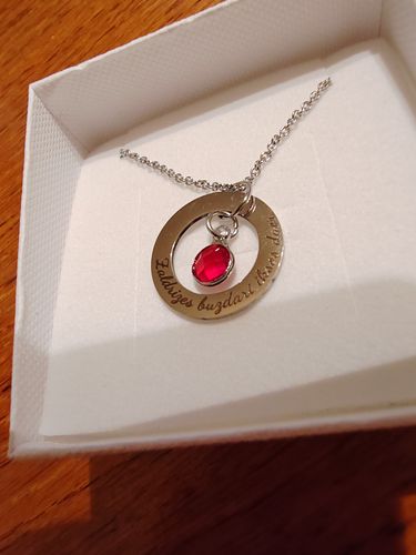Customer photo review of Ogrlica: Circle Birthstone