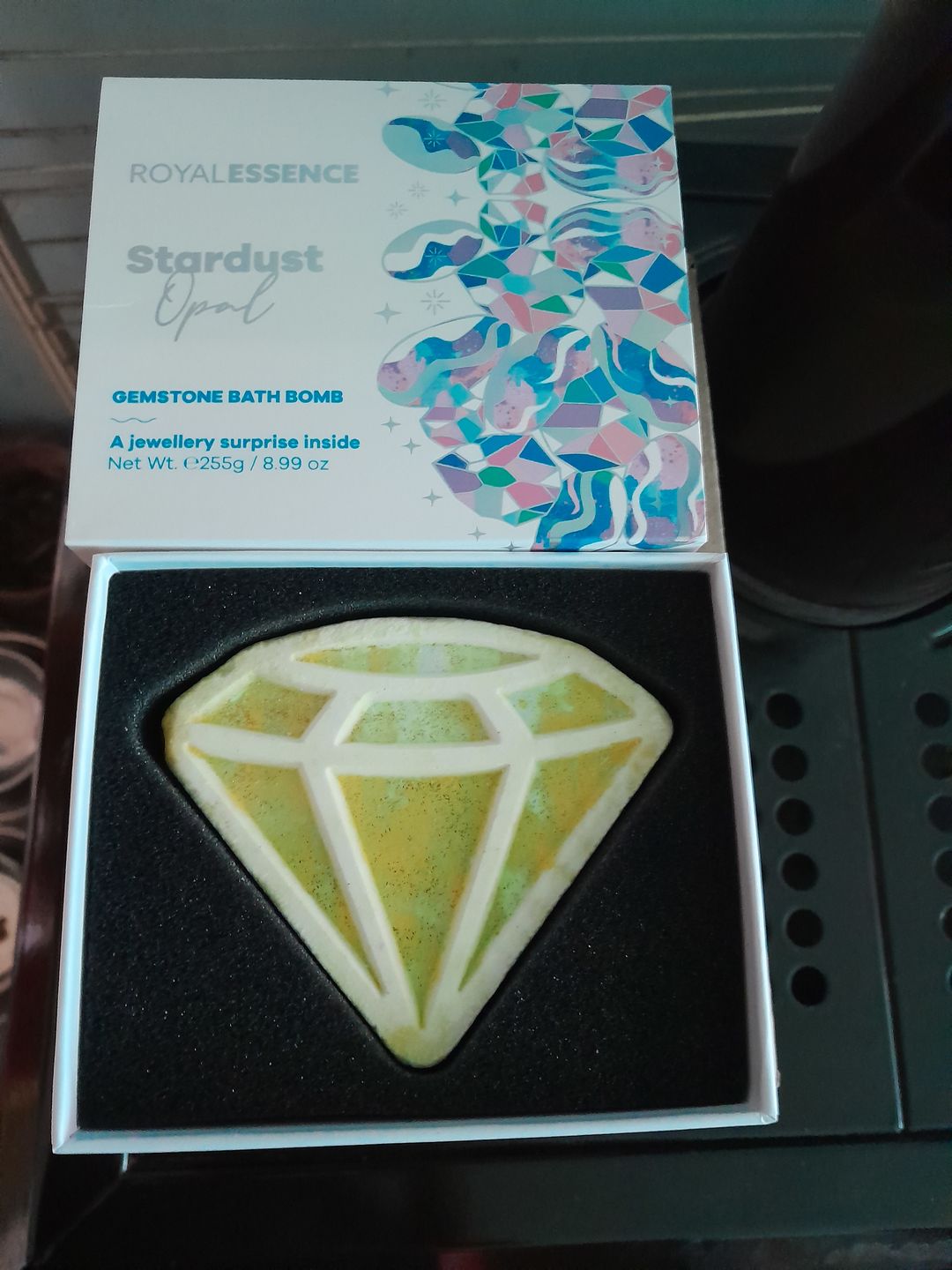 Customer photo review of Stardust Opal (Bath Bomb)