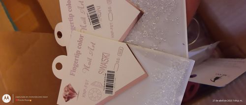 Customer photo review of Pixie Swaski Blanco Tornasol