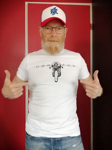 Customer photo review of Pack T-shirt + sticker concours