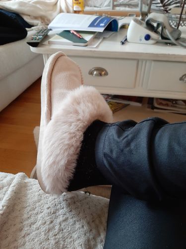 Customer photo review of Pluszowe kapcie domowe