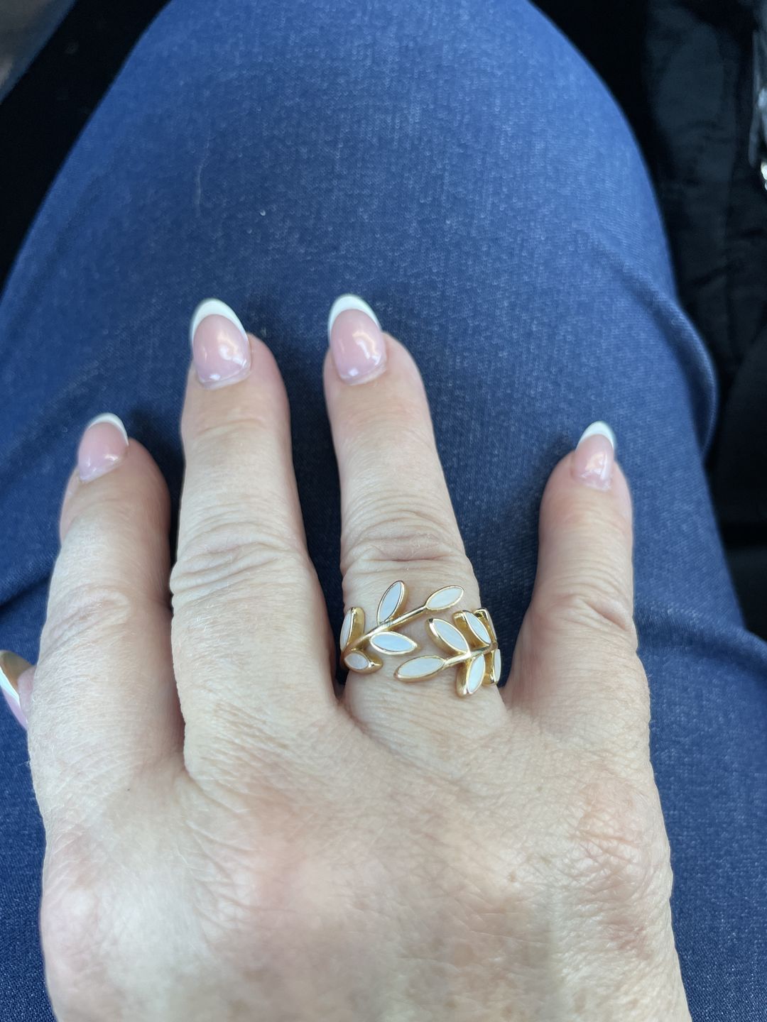 Customer photo review of Gold Leaf Ring