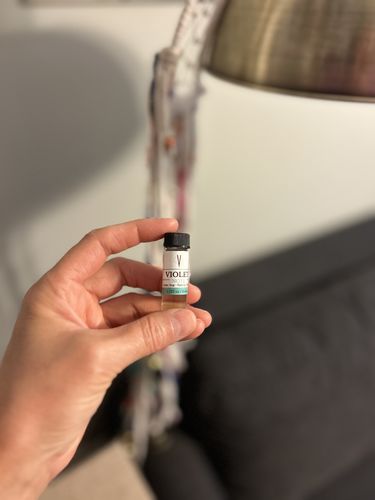 Customer photo review of Violet Fragrance Note