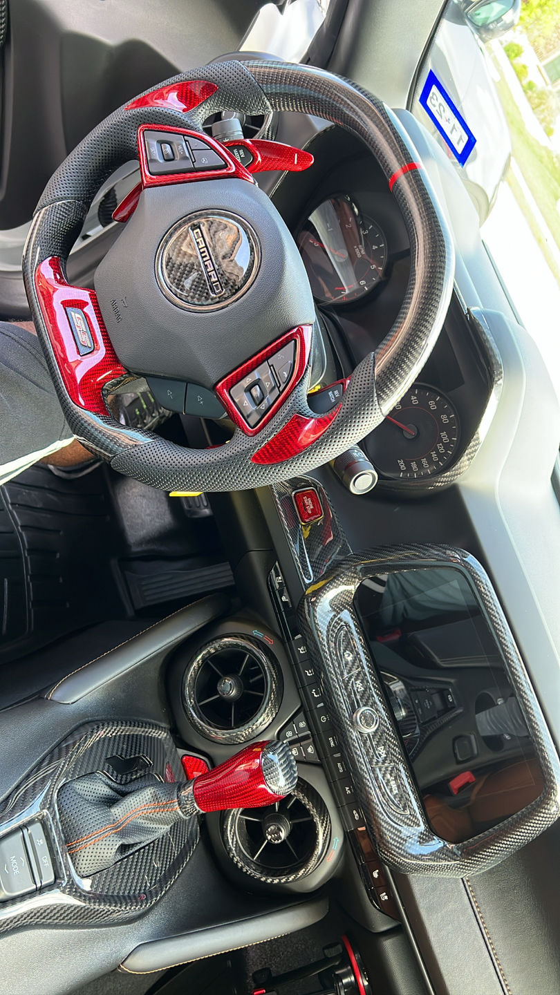 Customer photo review of Customizable Carbon Fiber Automatic Shift Knob for 2016-2023 Chevy Camaro