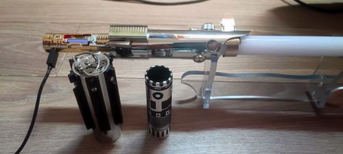 Customer photo review of Graflex V / VII hero saber
