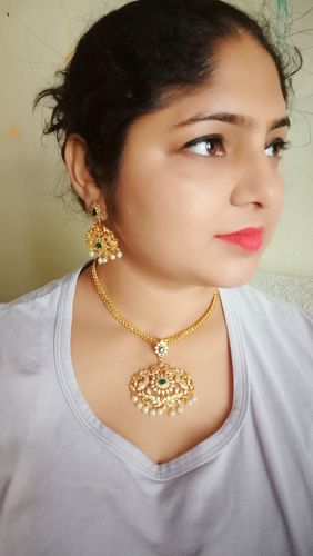 Customer photo review of Rubans Gold Plated Temple Necklace Set