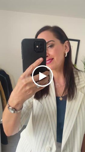 Customer video review of MIGNONNE GAVIGAN WHITE WYNNIE PEARL HOOP