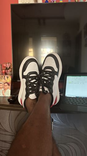 Customer photo review of ROOZE White Red Men's casual sneaker