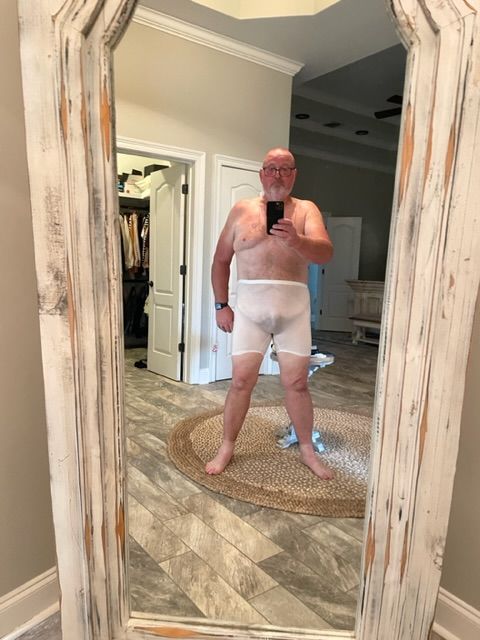 Customer photo review of Men's Ice Silk Athletic Mid-waist Boxer Briefs
