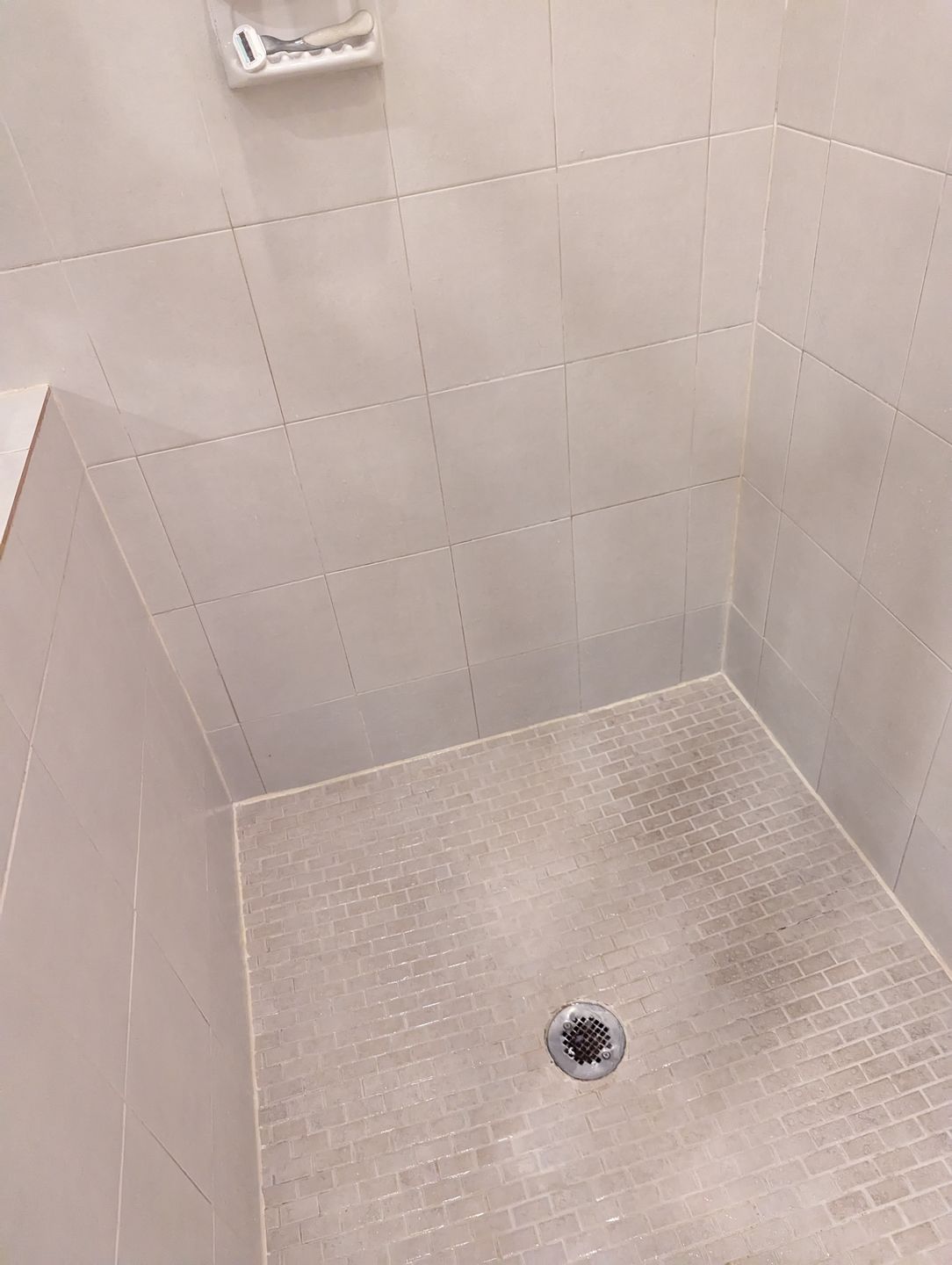 Customer photo review of GLASSGUARD™ Mold Remover & Protect Kit