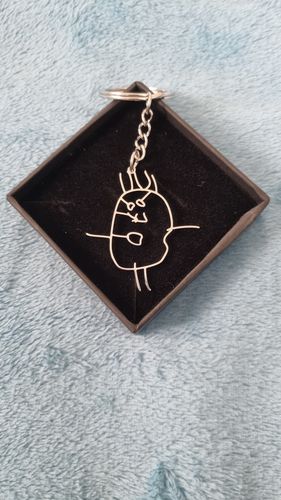 Customer photo review of LOANYA persönliche Kinderzeichnung als Halskette oder Anhänger