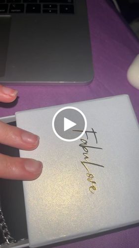 Customer video review of Engraved Bracelet Set - W/ Eternal Rose Box