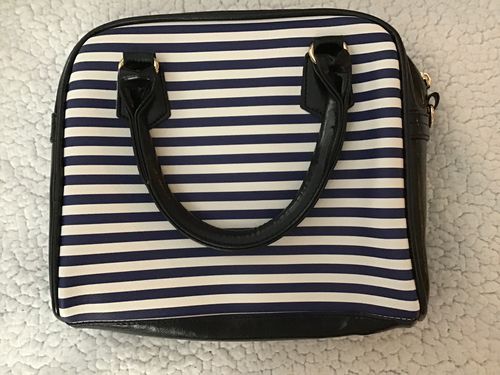 Customer photo review of Navy And White Striped Pattern Print Shoulder Handbag