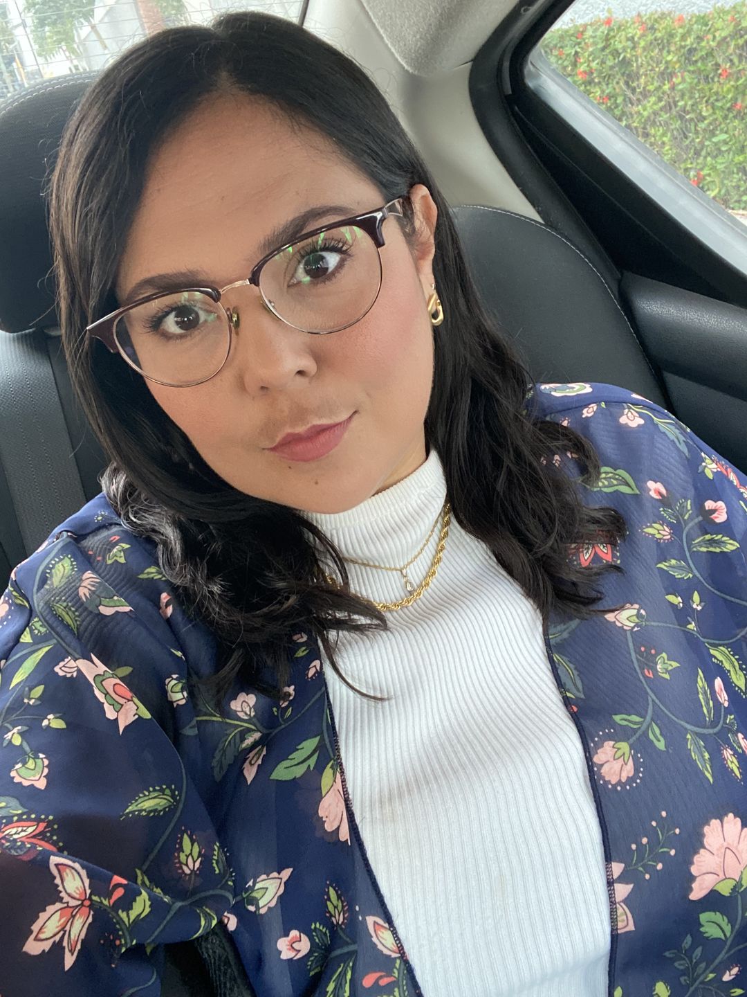 Customer photo review of Collar Elara