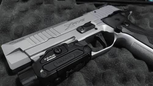 Customer photo review of Holosun P.ID Plus Weapon Flashlight (White Light with Green Pointer) - Black