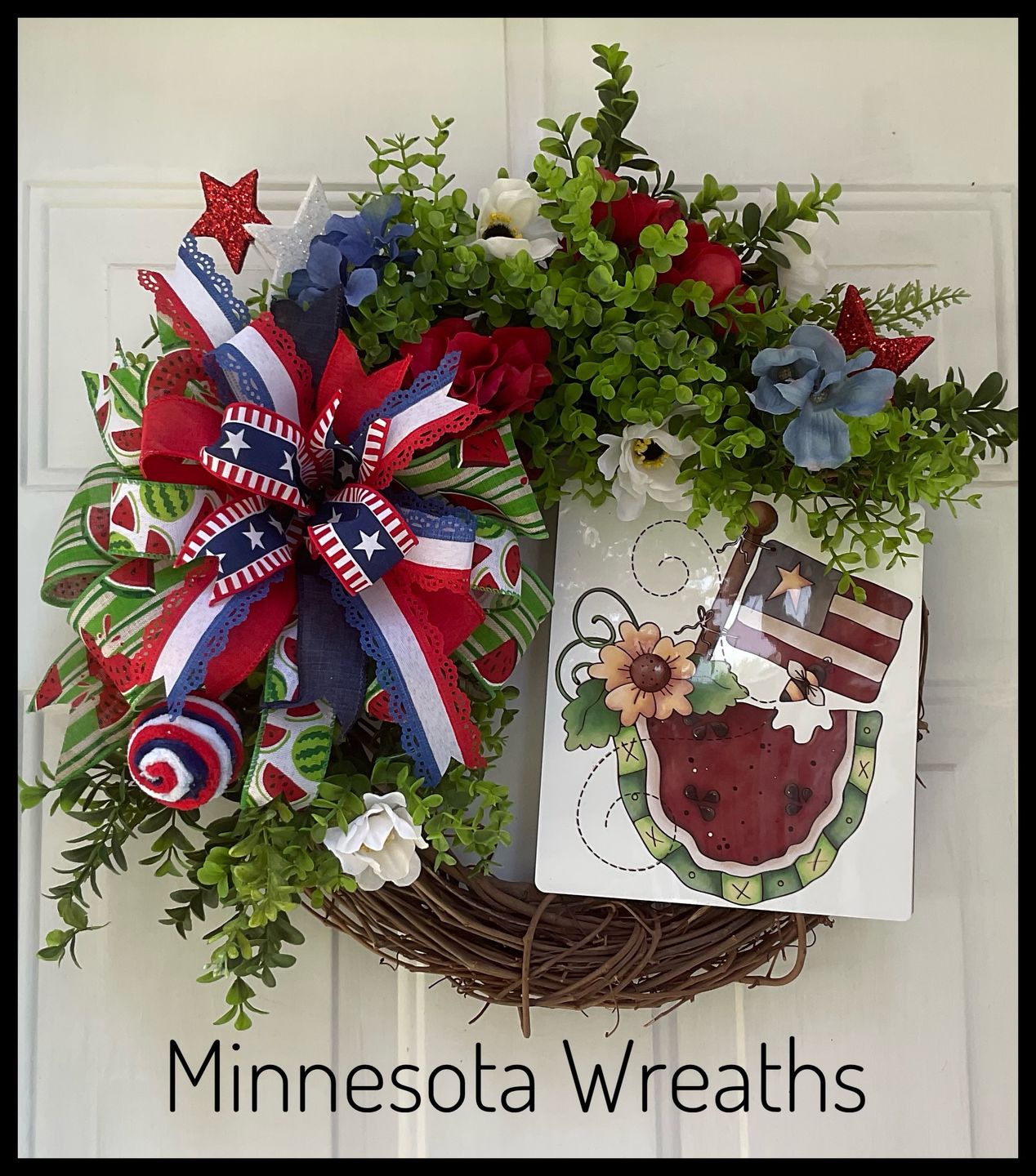 Customer photo review of 16" Round Grapevine Wreath - DECOE-035