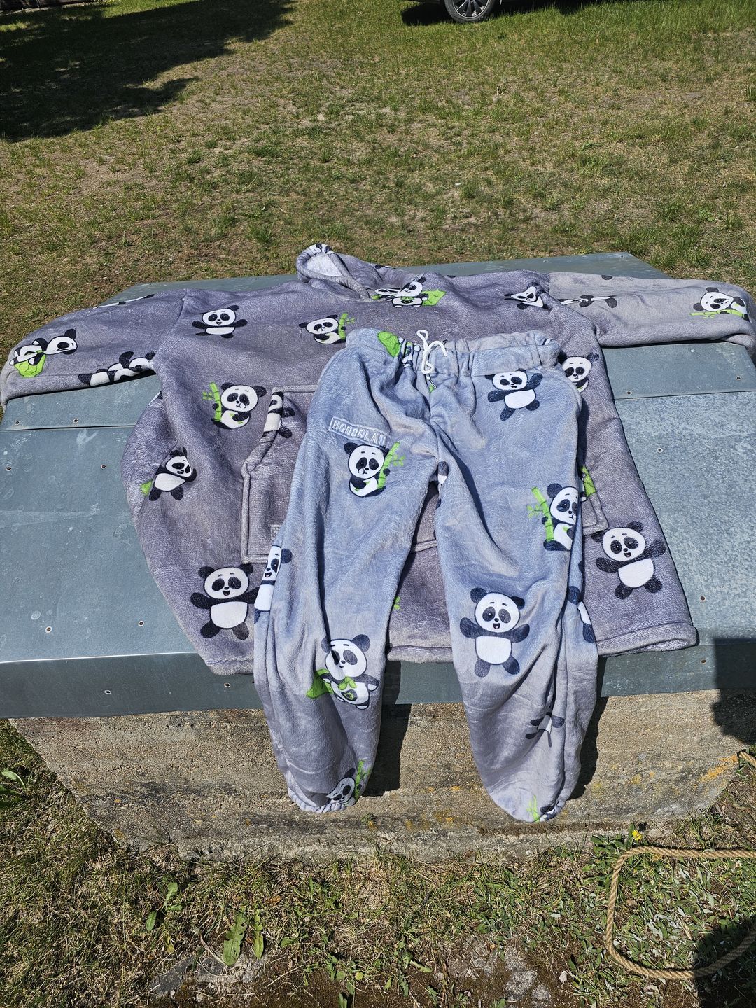 Customer photo review of Super Panda kelnės