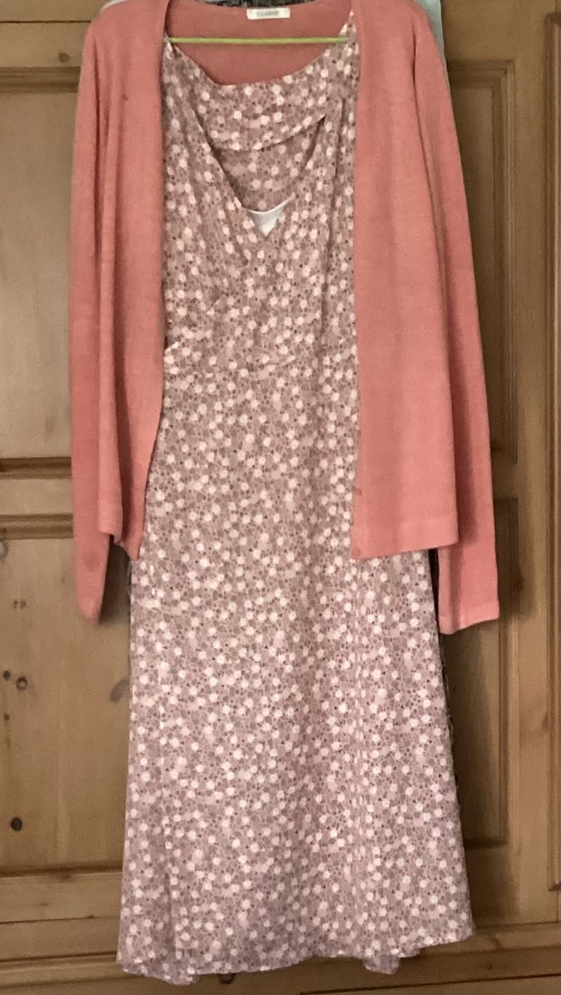 Customer photo review of Khaki and White on Peach Crepe Fabric