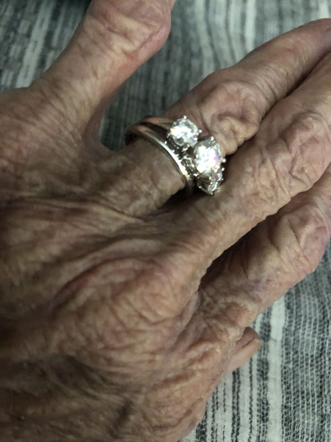 Customer photo review of High Polished Classic Comfort Fit Wedding Band