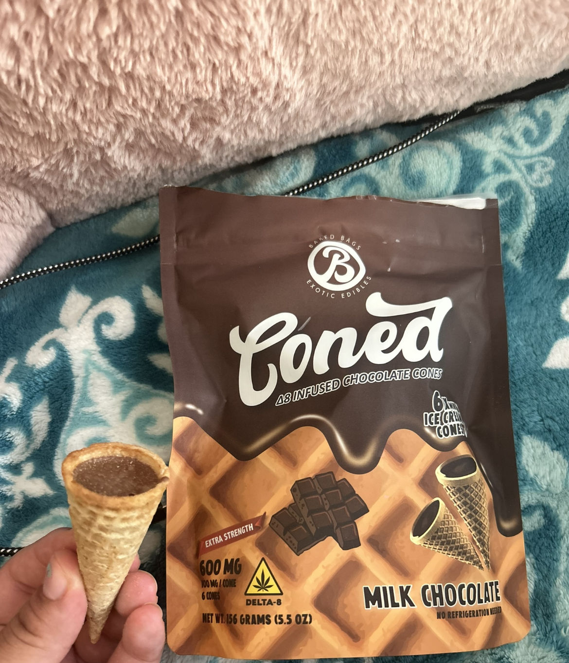 Customer photo review of CONED - MILK CHOCOLATE EDIBLES