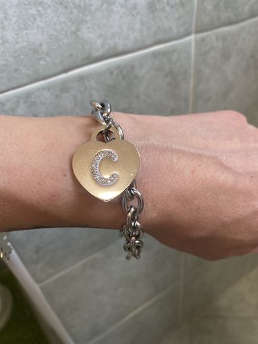 Customer photo review of Bracciale cuore con lettera