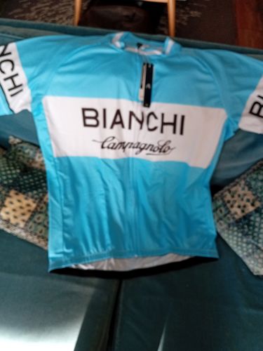 Customer photo review of Bianchi Blue Retro Short sleeves Jersey