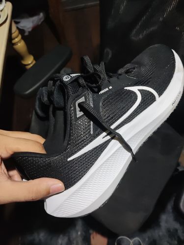 Jordan Gibbson W. review of Nike Men's Pegasus 40 Running Shoes image 1 out of 1