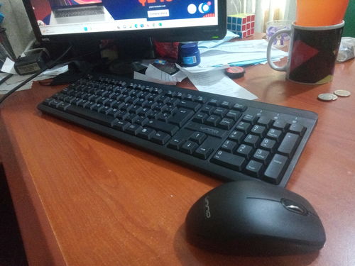 Customer photo review of Kit Teclado Y Mouse Unno Tekno Inalambrico - Optico Español Negro Kb6741Bk
