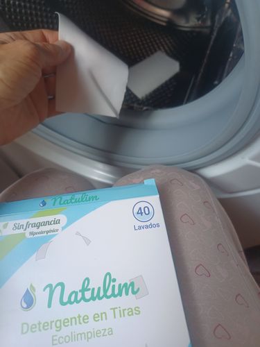 Customer photo review of Eco-Tiras de Detergente 40 lavados Natulim